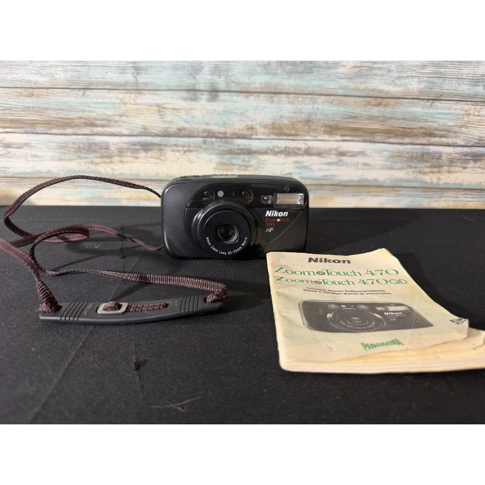 Nikon Zoom Touch‎ 470 AF 35mm Film Camera Black Excellent 35-70mm Macro Lens